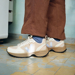 VENTURI SUEDE ALMOND SWAN